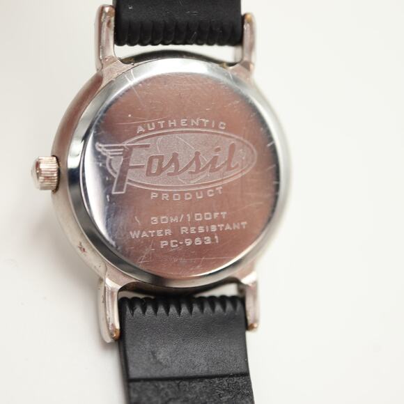 Vintage Fossil Womens Silver Tone Prism Crystal 24mm Watch PC9631 w New Battery - Picture 16 of 16